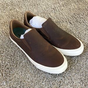 NEW IN BOX - Men’s size 11 SeaVees Hawthorne slips-ons